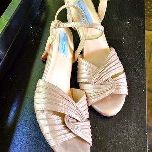 Medium height heels size 9.5 only worn once